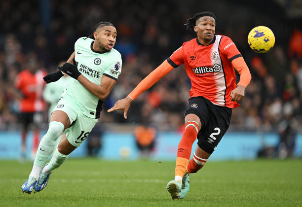 至世界足坛 至世界足坛